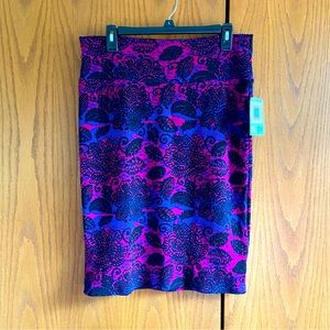 LLR Stretchy Pencil Skirt - Cassie size L
